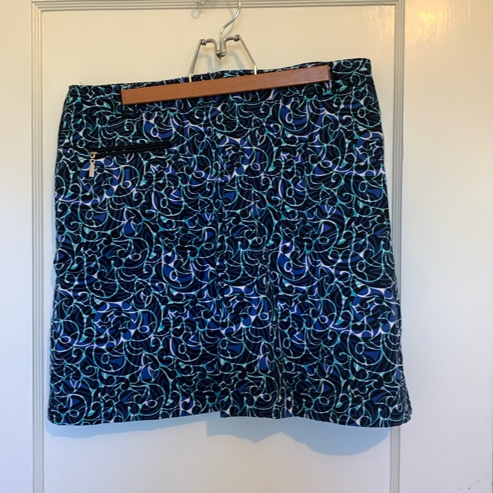Sport Haley skort with two front pockets and one back pocket.